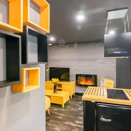 Black & Y'Hello T2 : Wifi/Parking/ 5' Centre-Ville Ангулем Екстер'єр фото